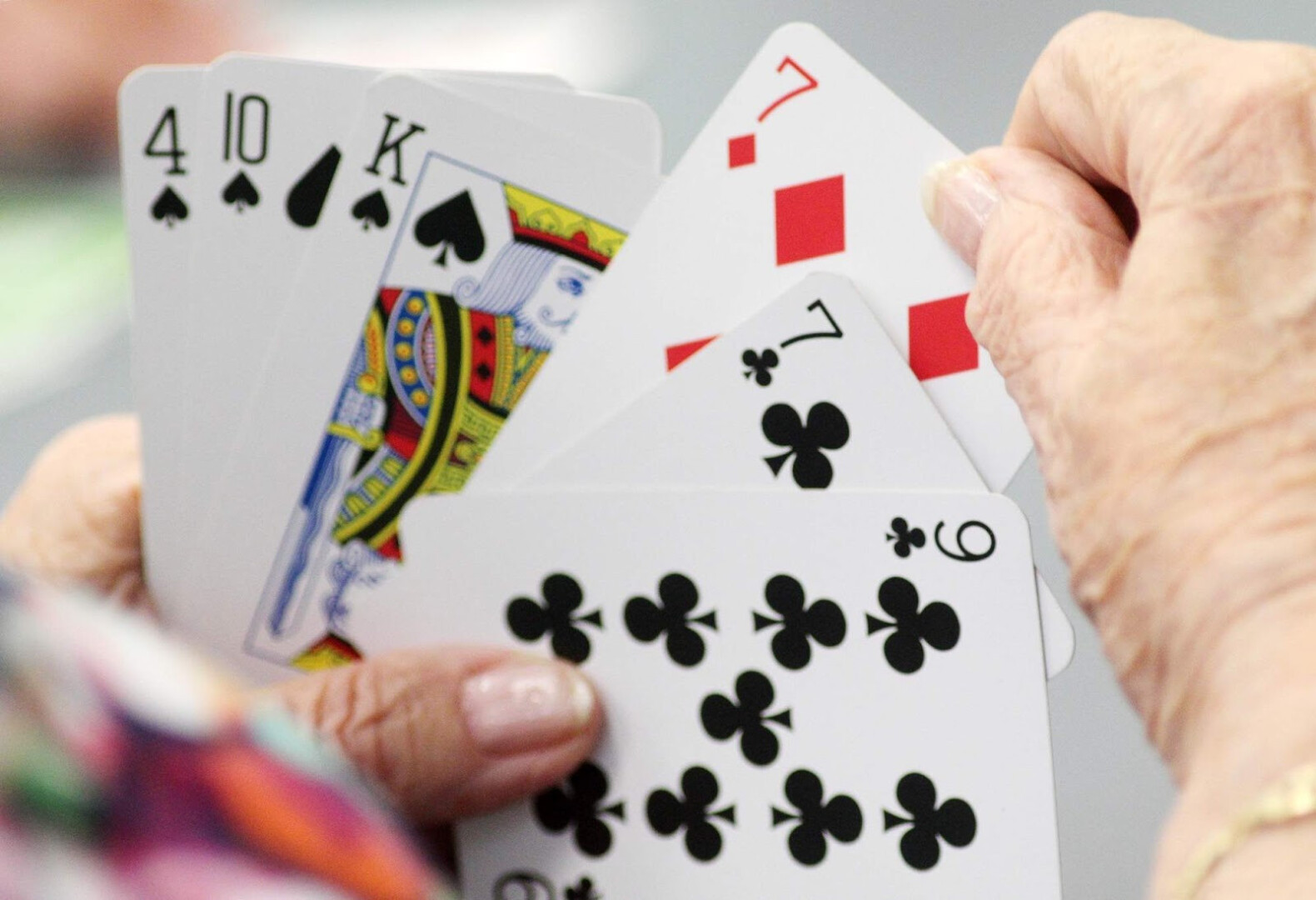 Cách chơi bài Tấn đơn giản cho người mới 4 Giới thiệu sơ lược về bài Tấn